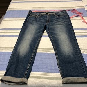 EUC Banana Republic Girlfriend jeans 12